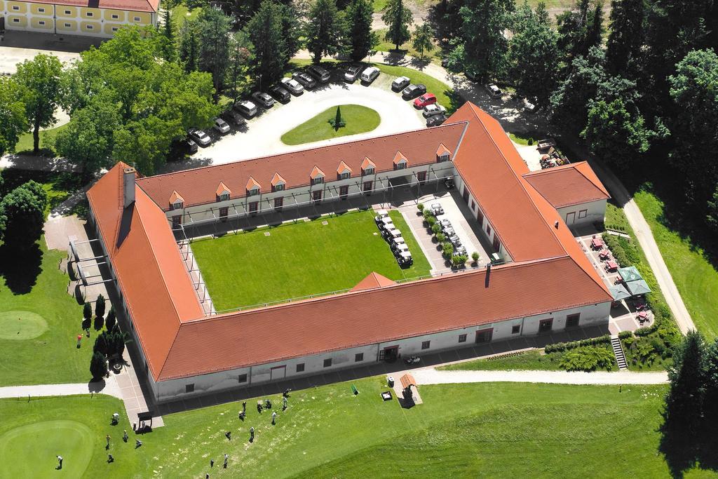 Mokrice Castle Estate Hotel Obrezje Exterior photo