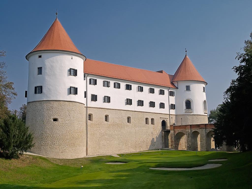 Mokrice Castle Estate Hotel Obrezje Exterior photo